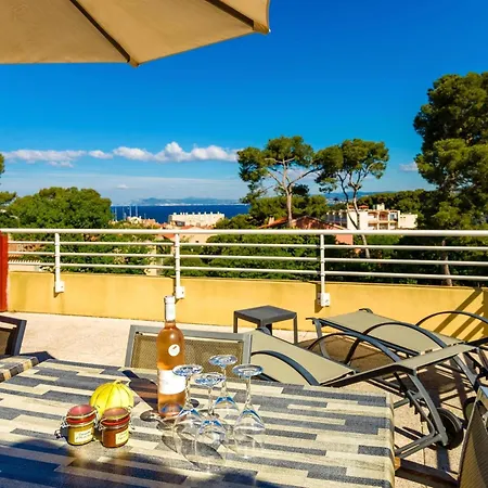 Apartment Duplex Near Marina & Six-Fours-les-Plages
